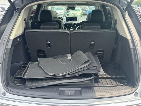 Certified 2026 Acura MDX SH-AWD w/ Technology Package image 6
