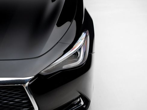 Used 2019 INFINITI Q60 3.0t Luxe AWD/4WD image 11