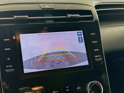 Used 2023 Hyundai Tucson SEL FWD image 22