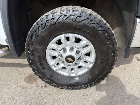 Used 2021 Chevrolet Silverado 2500 LT w/ Convenience Package AWD/4WD image 29