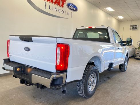 New 2026 Ford F250 XL w/ XL Chrome Package RWD image 7