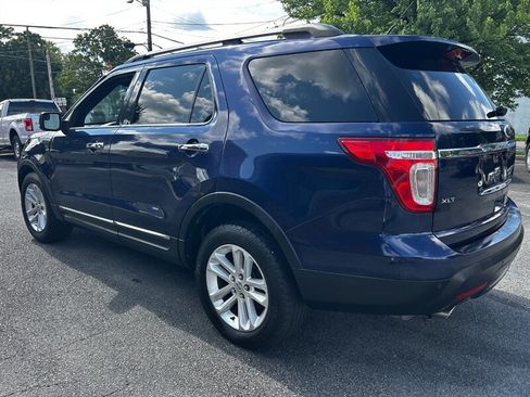 Used 2011 Ford Explorer XLT w/ 202A Rapid Spec Order Code AWD/4WD image 5