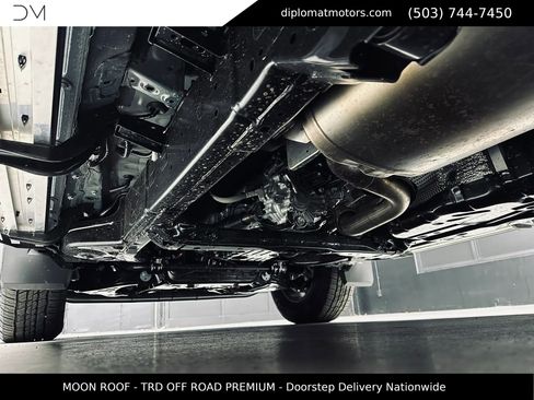 Used 2025 Toyota 4Runner TRD Off-Road Premium AWD/4WD image 51