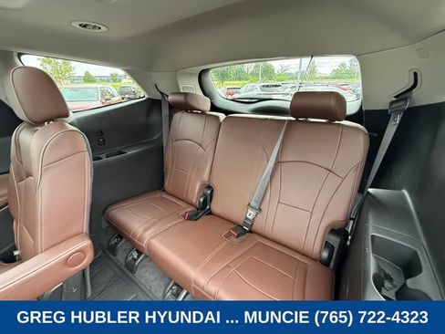Used 2019 Buick Enclave Avenir w/ Avenir Technology Package FWD image 24