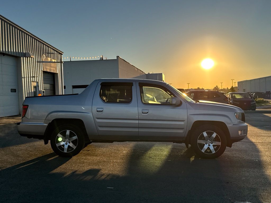 Used 2014 Honda Ridgeline SE image 8