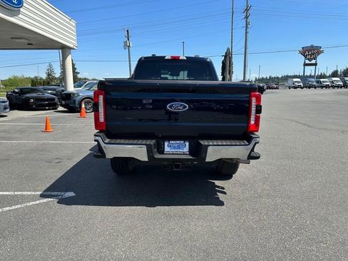 Used 2025 Ford F350 Lariat w/ Camper Package AWD/4WD image 3