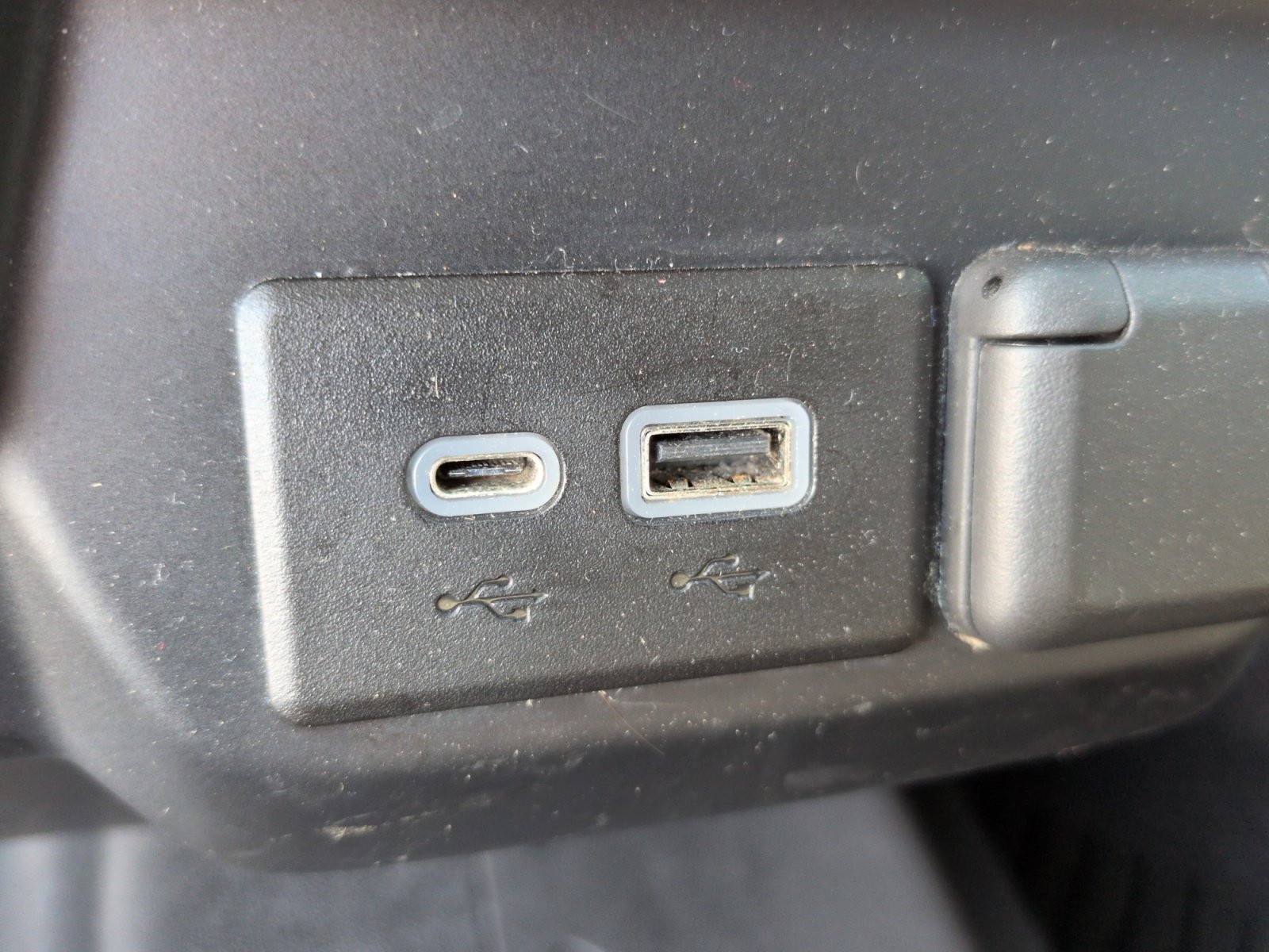 Used 2020 Chevrolet Silverado 1500 RST AWD/4WD image 20
