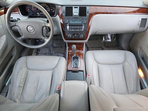 Used 2007 Cadillac DTS FWD image 14