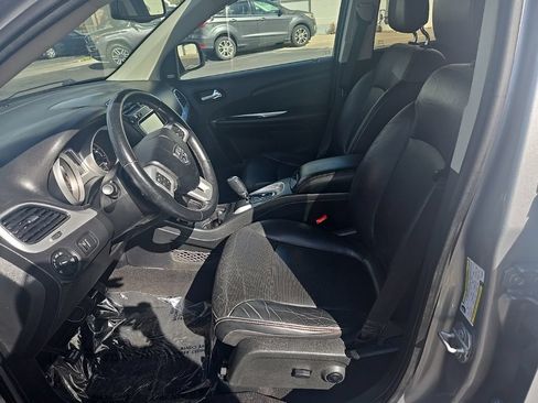 Used 2018 Dodge Journey GT w/ Nav & Sun Group FWD image 11
