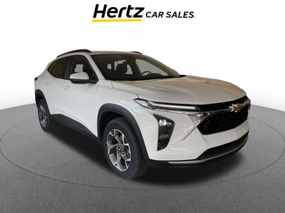 Used 2025 Chevrolet Trax LT w/ LT Convenience Package