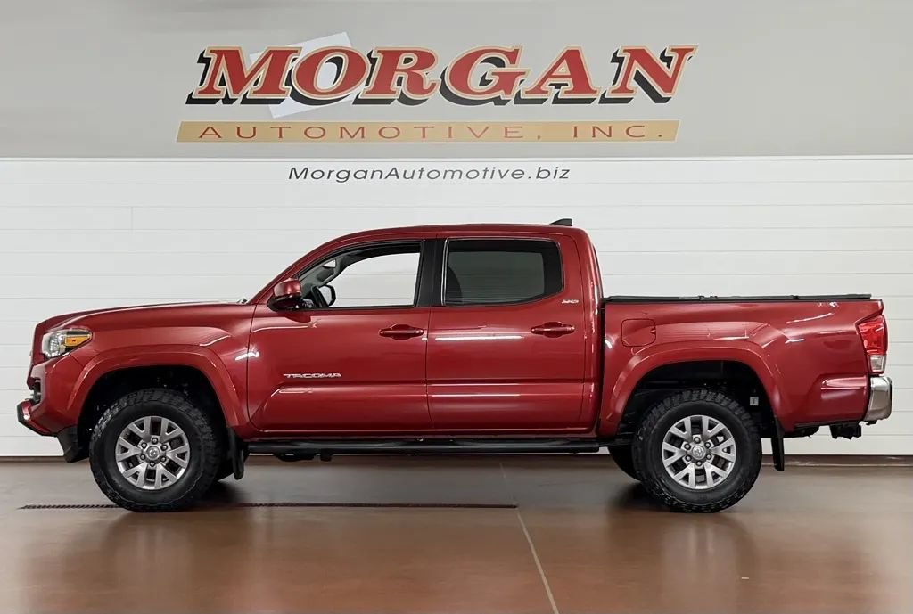 Used 2016 Toyota Tacoma SR5 w/ SR5 Appearance Package (SN) AWD/4WD image 7
