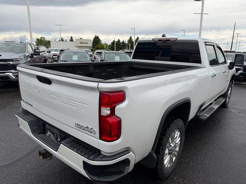 Used 2021 Chevrolet Silverado 3500 High Country w/ Z71 Off-Road Package AWD/4WD image 4