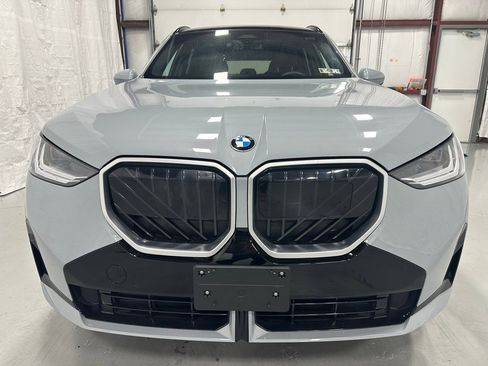 Used 2025 BMW X3 xDrive30i w/ M Sport Package image 2