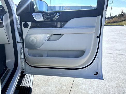 Certified 2023 Lincoln Navigator Black Label image 17