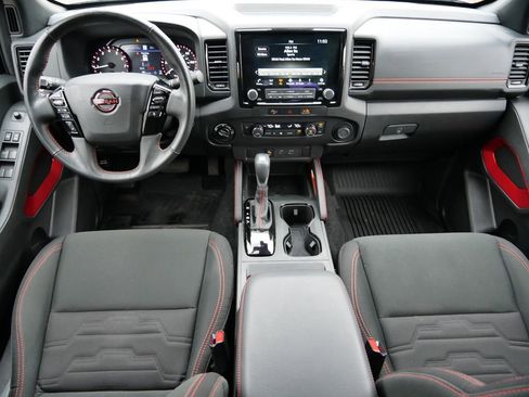 Used 2024 Nissan Frontier PRO-4X w/ Technology Package image 17