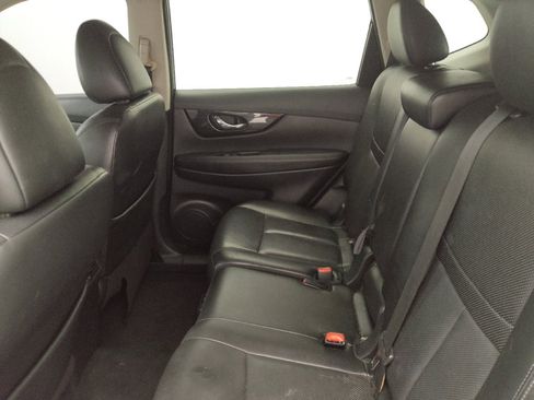 Used 2020 Nissan Rogue SL FWD image 18