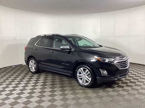 Used 2018 Chevrolet Equinox Premier AWD/4WD image 1