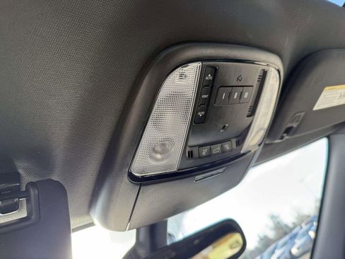 Used 2022 Dodge Durango R/T w/ Trailer Tow Group IV image 27