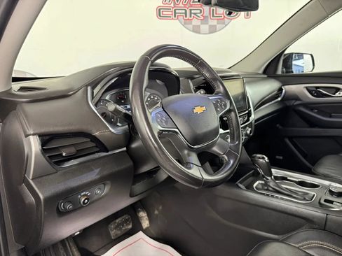 Used 2019 Chevrolet Traverse LT w/ LT Premium Package AWD/4WD image 10