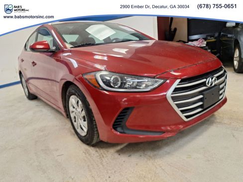 Used 2017 Hyundai Elantra SE FWD image 4