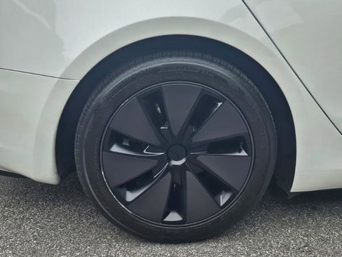 Used 2024 Tesla Model 3 Standard Range RWD image 16