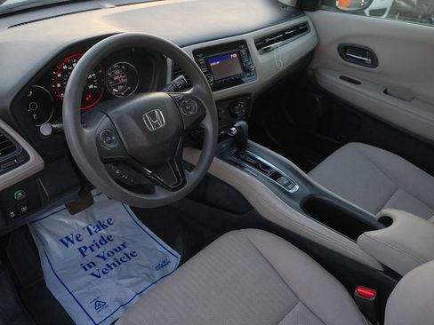 Used 2017 Honda HR-V LX image 15