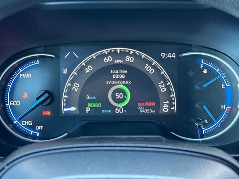 Certified 2023 Toyota RAV4 LE AWD/4WD image 23