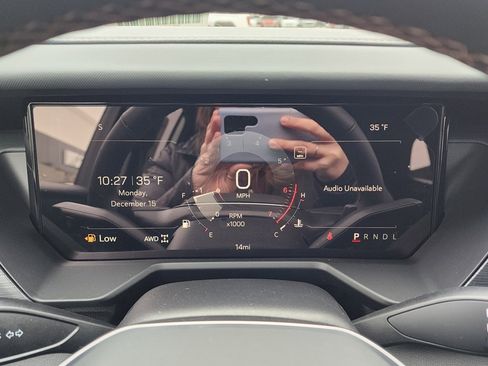 New 2026 GMC Acadia AT4 w/ Luxury Package image 25