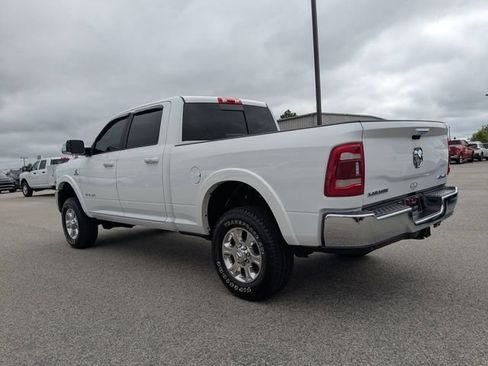Used 2022 RAM 3500 Laramie AWD/4WD image 7