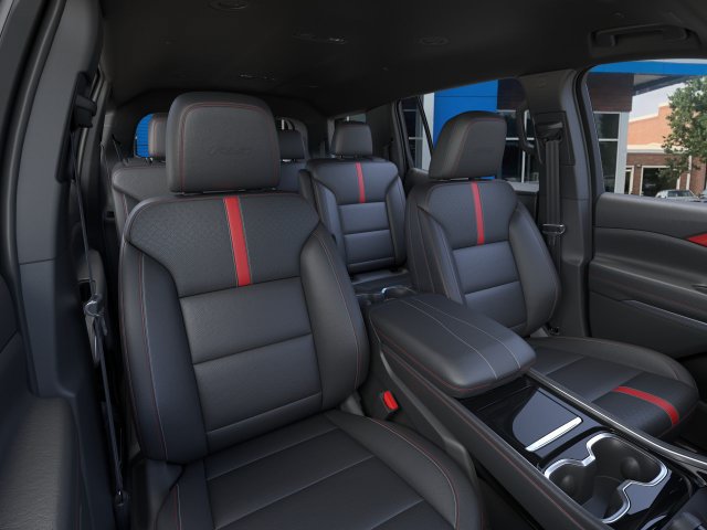 New 2027 Chevrolet Traverse RS w/ LPO, Floor Liner Package FWD image 16