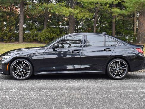 Used 2021 BMW 330i w/ M Sport Package image 3
