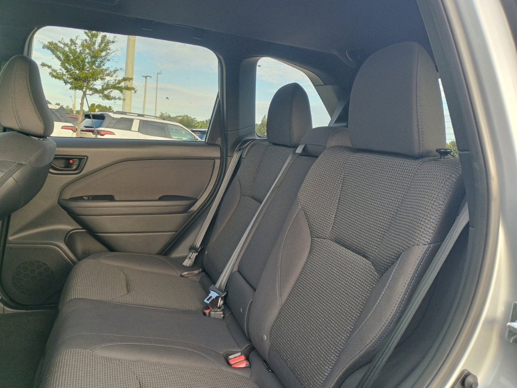Certified 2025 Subaru Forester Premium AWD/4WD image 17