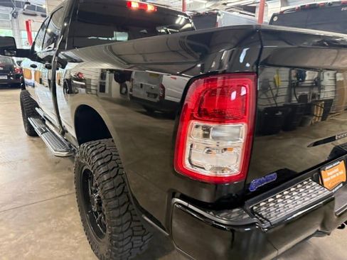 Used 2024 RAM 2500 Big Horn AWD/4WD image 29