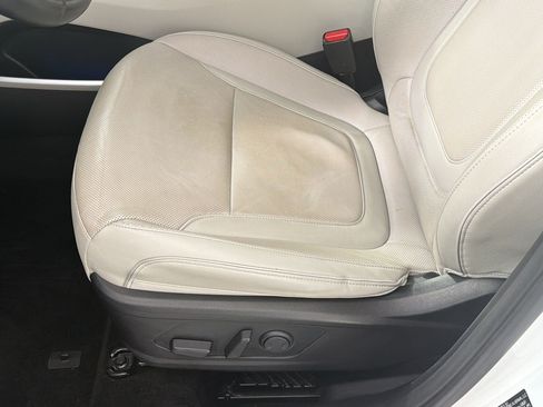 Used 2022 Hyundai Tucson Limited FWD image 14