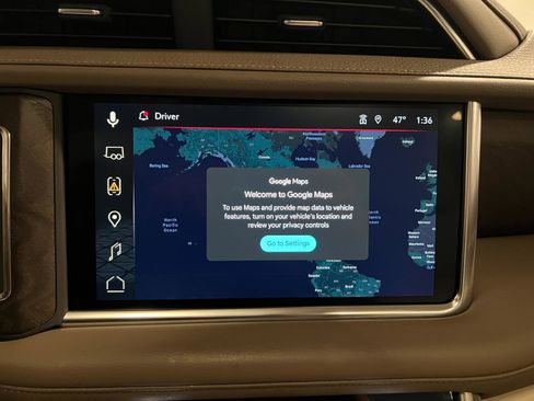 Used 2024 GMC Yukon Denali w/ Denali Reserve Package image 18