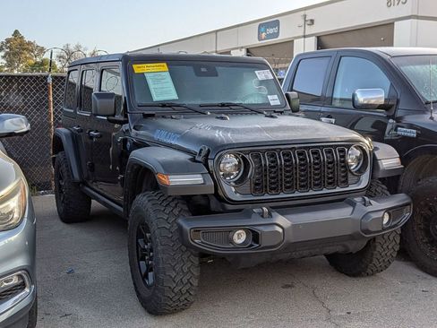 Used 2025 Jeep Wrangler Unlimited Sport S 4xe AWD/4WD image 2