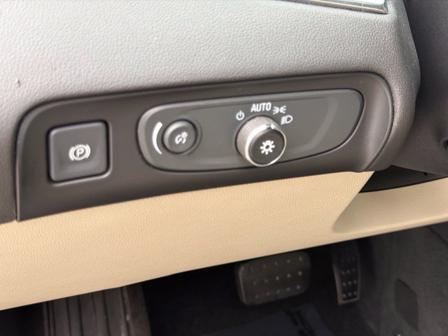 Used 2019 Buick Enclave Premium w/ Experience Buick Package FWD image 22