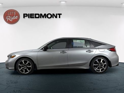 Used 2025 Honda Civic Sport Touring image 8