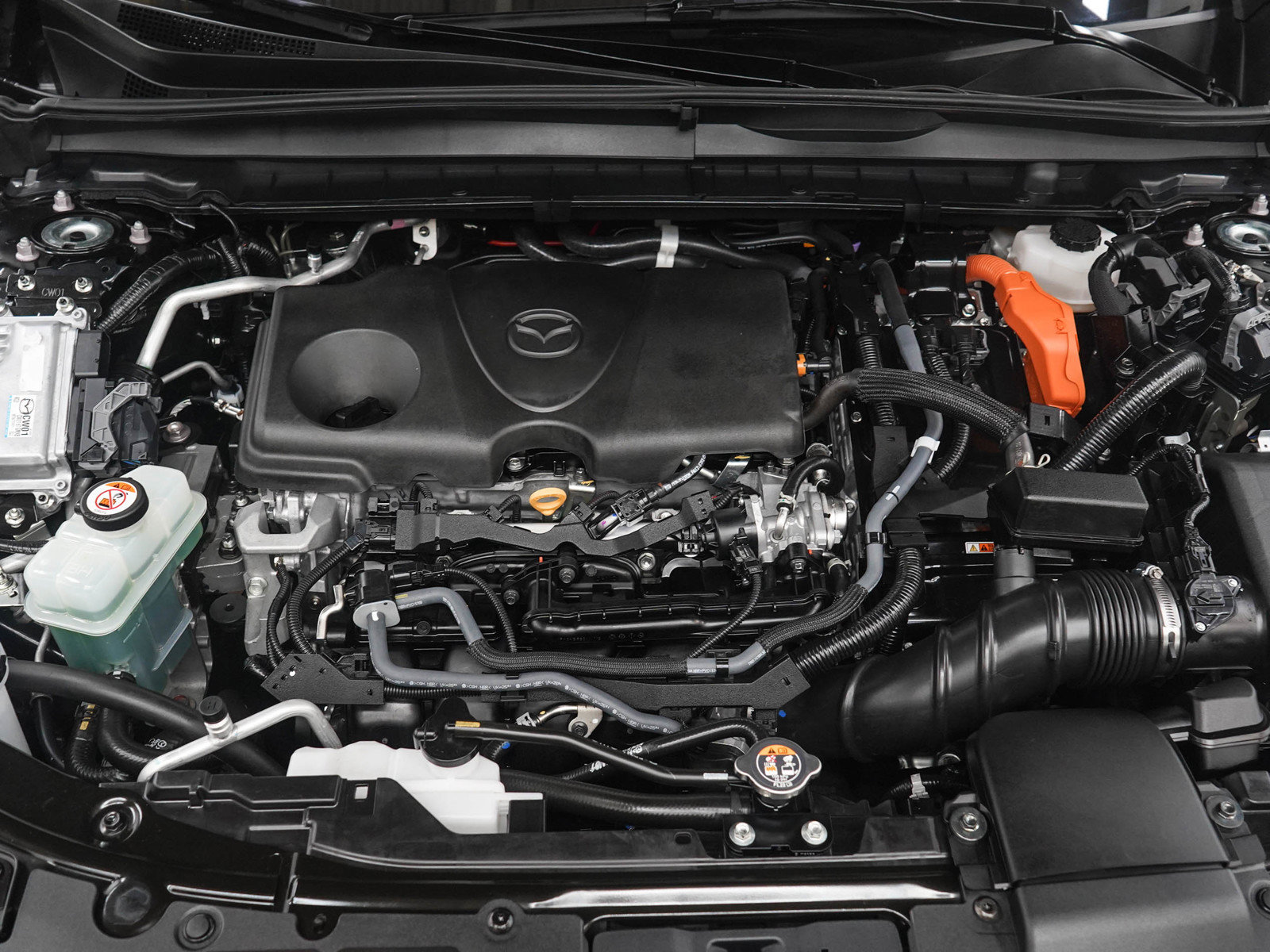 Certified 2026 MAZDA CX-50 AWD 2.5 Hybrid w/ Premium Pkg image 32