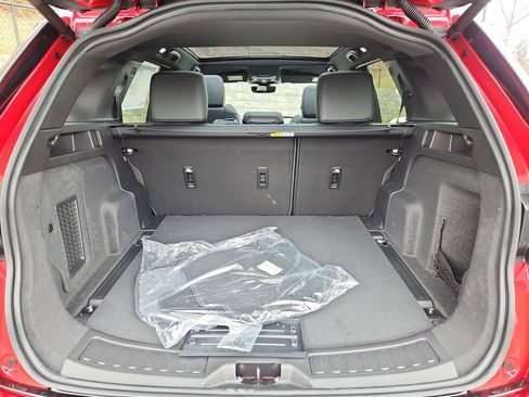 New 2026 Land Rover Discovery Sport Landmark image 13