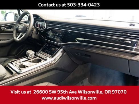 Used 2023 Audi Q7 3.0T Premium w/ Convenience Package AWD/4WD image 28