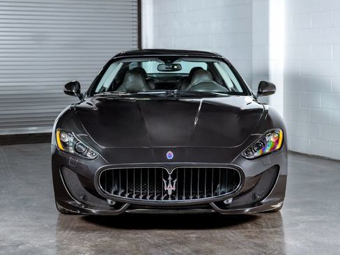 Used 2013 Maserati GranTurismo Sport RWD image 8