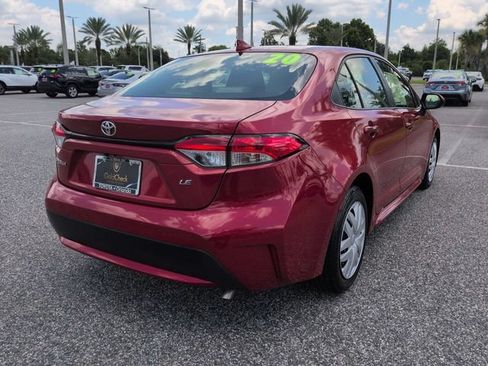 Used 2020 Toyota Corolla LE FWD image 4