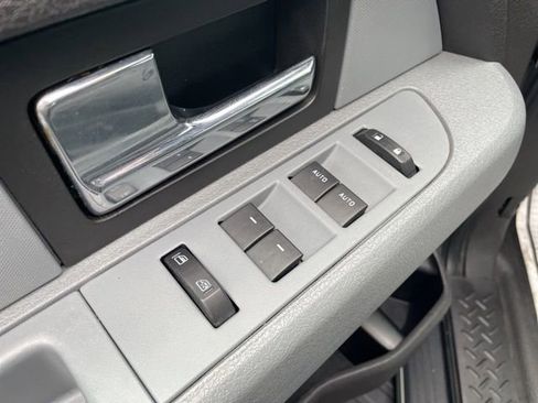 Used 2012 Ford F150 STX w/ STX Decor Pkg image 6