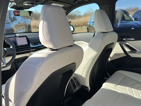 New 2026 BMW X1 xDrive28i w/ Technology Package image 15