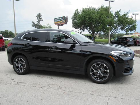 Used 2023 BMW X2 xDrive28i AWD/4WD image 2