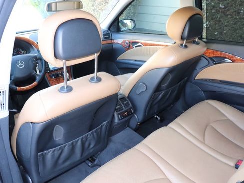 Used 2006 Mercedes-Benz E 500 4MATIC Wagon image 34