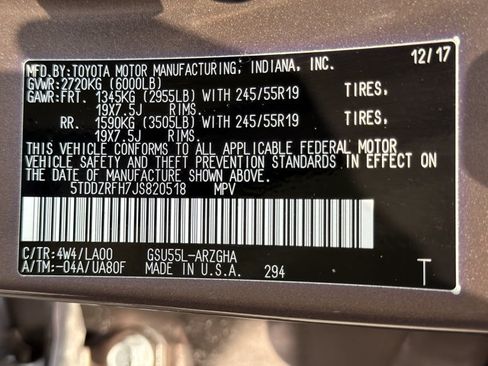 Used 2018 Toyota Highlander Limited Platinum AWD/4WD image 30