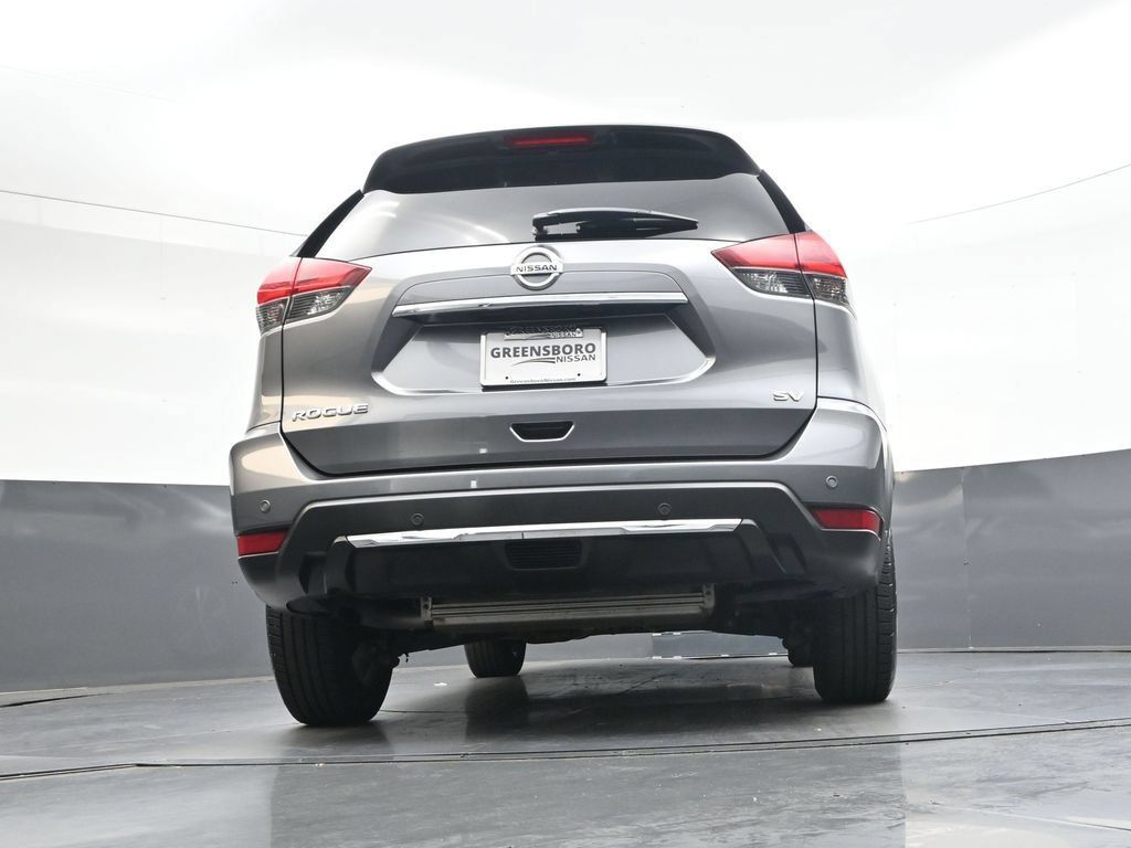 Used 2019 Nissan Rogue SV w/ Premium Package FWD image 35