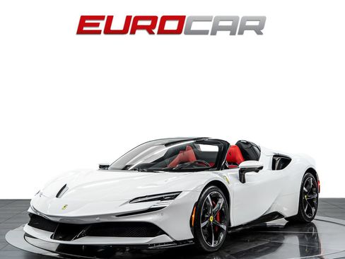Used 2024 Ferrari SF90 Spider AWD/4WD image 1